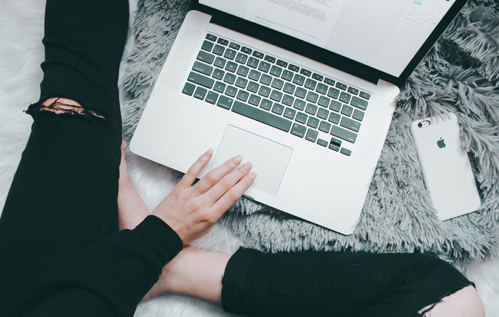 become a writer on cafe crashdown